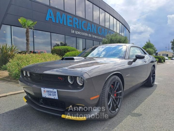 Dodge Challenger R/T plus Shaker V8 5,7L - 1