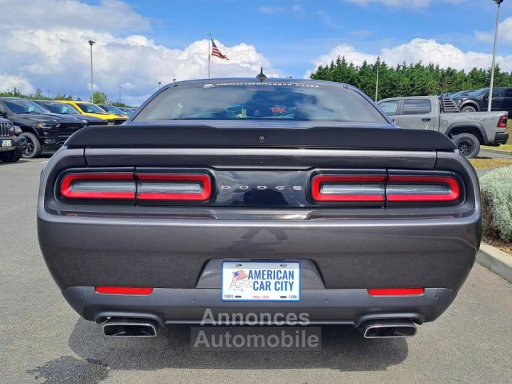 Dodge Challenger R/T plus Shaker V8 5,7L - 6