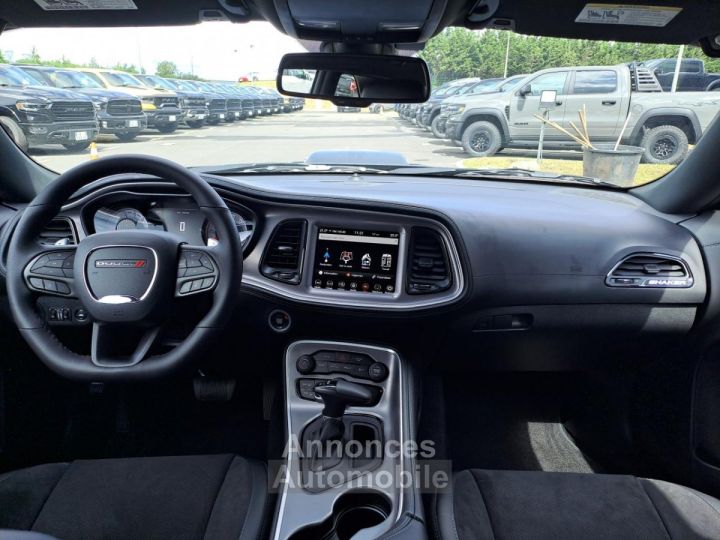 Dodge Challenger R/T plus Shaker V8 5,7L - 14