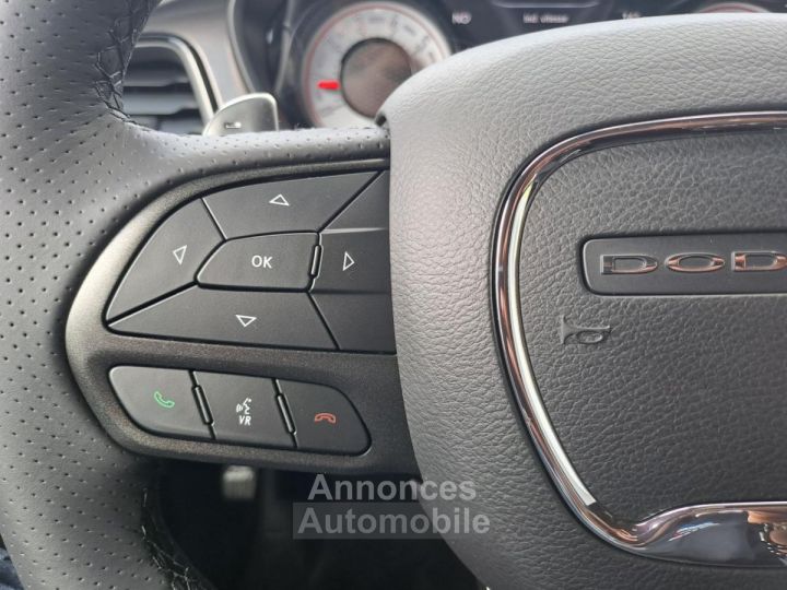 Dodge Challenger R/T plus Shaker V8 5,7L - 18