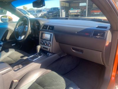 Dodge Challenger SRT8   - 15