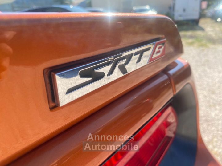 Dodge Challenger SRT8 - 23