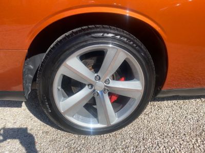 Dodge Challenger SRT8   - 24
