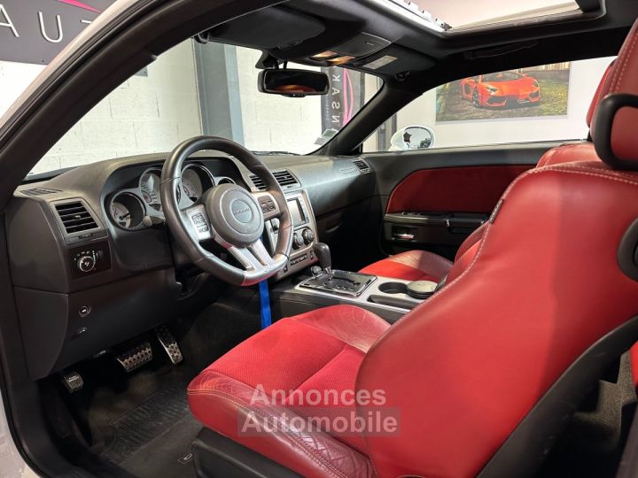 Dodge Challenger SRT8 HEMI V8 64 SRT8 Homologuée - 15