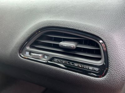 Dodge Challenger V8 64 Scat Pack 492ch boîte automatique*DISPONIBLE ET VISIBLE SUR NOTRE PARC* 51900 Eur   - 23