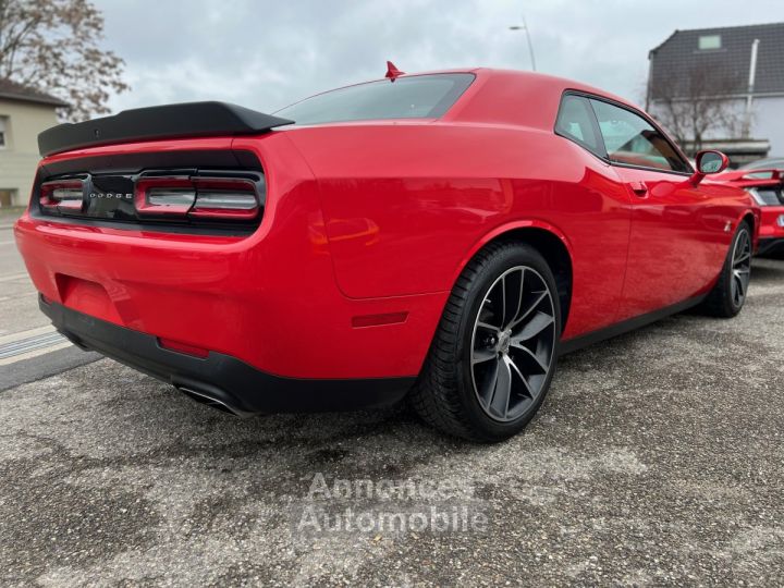 Dodge Challenger V8 64 Scat Pack 492ch boîte automatique*DISPONIBLE ET VISIBLE SUR NOTRE PARC* 51900 Eur - 37