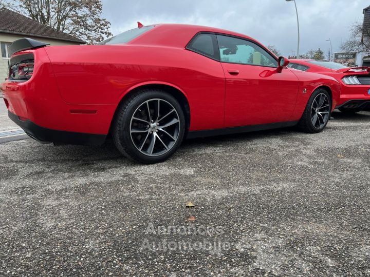 Dodge Challenger V8 64 Scat Pack 492ch boîte automatique*DISPONIBLE ET VISIBLE SUR NOTRE PARC* 51900 Eur - 39