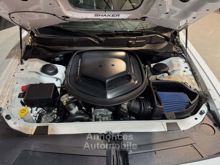Dodge Challenger R/T SCAT PACK SHAKER V8 64 - 20
