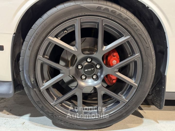 Dodge Challenger R/T SCAT PACK SHAKER V8 64 - 24