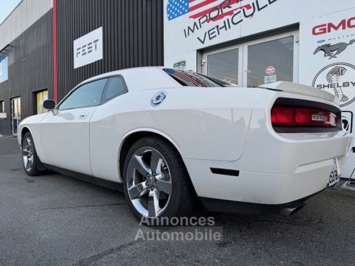 Dodge Challenger RT V8 5,7L BOITE MECANIQUE 6 - 7