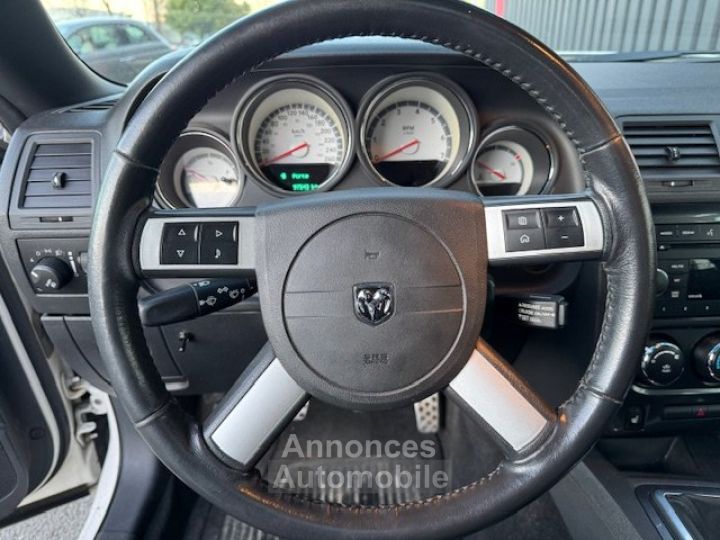 Dodge Challenger RT V8 5,7L BOITE MECANIQUE 6 - 10