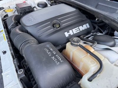 Dodge Challenger RT V8 5,7L BOITE MECANIQUE 6   - 17