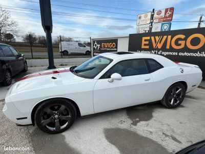 Dodge Challenger SXT 36 V6 309 ch   - 2