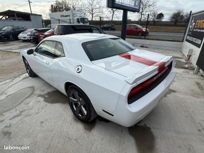 Dodge Challenger SXT 36 V6 309 ch   - 3