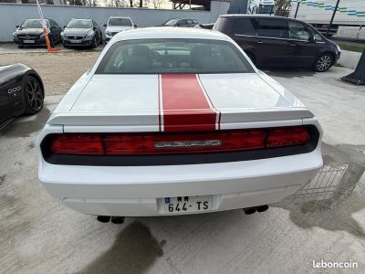 Dodge Challenger SXT 36 V6 309 ch   - 4