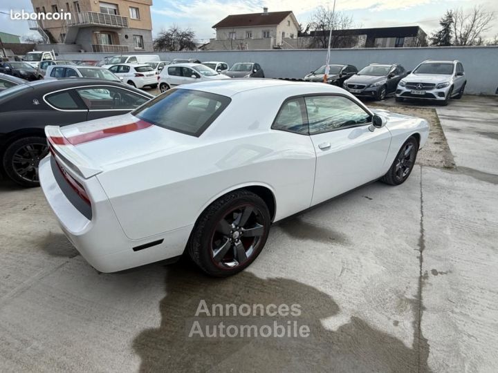 Dodge Challenger SXT 36 V6 309 ch - 5