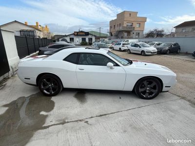 Dodge Challenger SXT 36 V6 309 ch   - 6