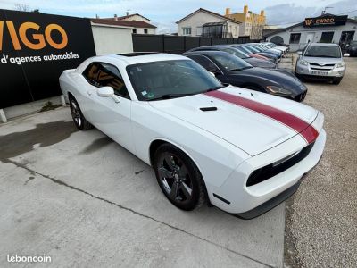 Dodge Challenger SXT 36 V6 309 ch   - 7