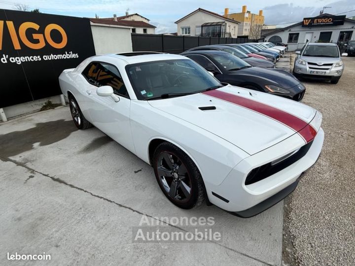 Dodge Challenger SXT 36 V6 309 ch - 7