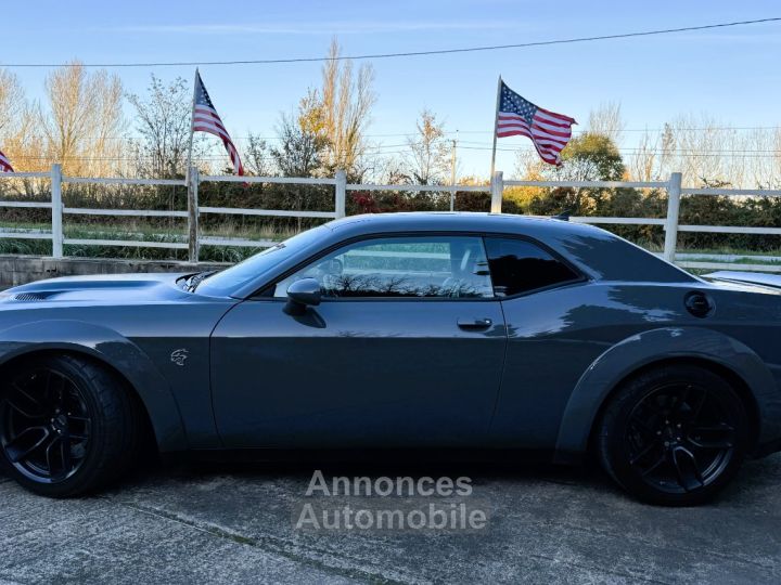 Dodge Challenger SRT HELLCAT WIDEBODY - 3