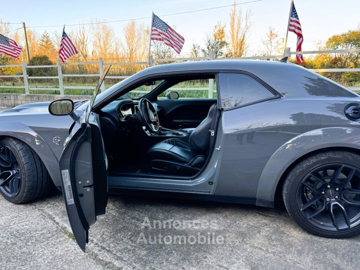 Dodge Challenger SRT HELLCAT WIDEBODY - 10