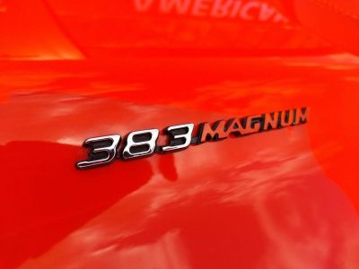 Dodge Challenger 383 MAGNUM BOITE MECA 4, PISTOL GRIP   - 17