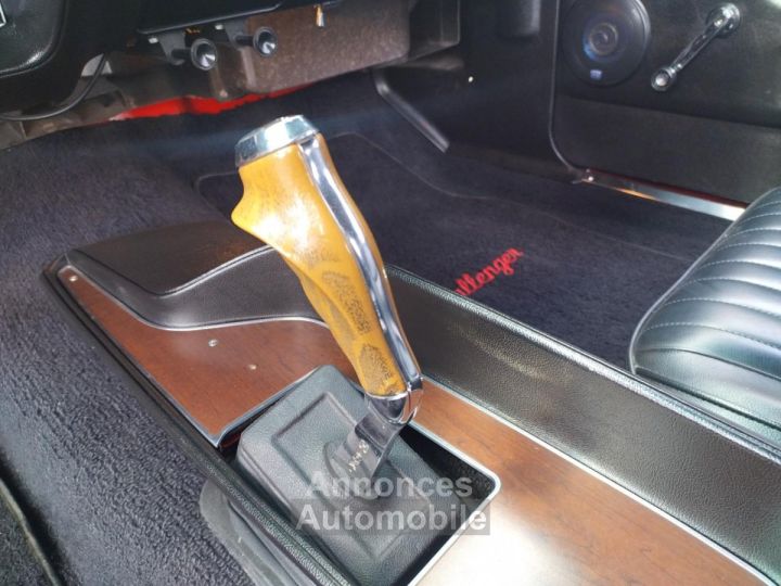 Dodge Challenger 383 MAGNUM BOITE MECA 4, PISTOL GRIP - 25