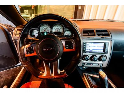 Dodge Challenger 6,4 V8 BM6 SRT8   - 33