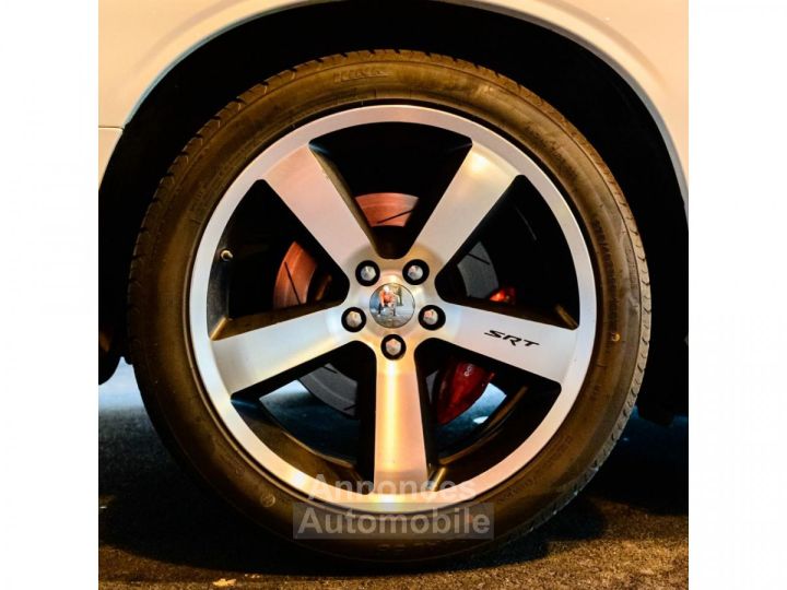 Dodge Challenger 6,4 V8 BM6 SRT8 - 21