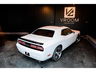 Dodge Challenger 6,4 V8 BM6 SRT8   - 13