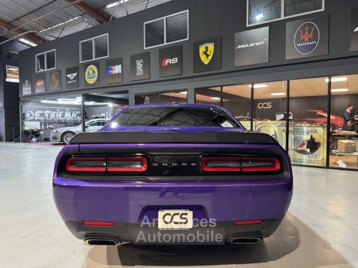 Dodge Challenger R/T SCAT PACK SHAKER V8 64 - 6