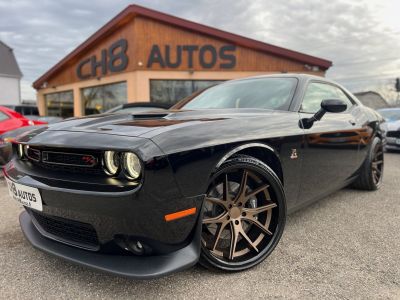 Dodge Challenger V8 64 Scat Pack 492ch boîte automatique 13280KMS NOIR JANTES 22&Prime; NAVIGATION AUDIO ALPINE *DISPONIBLE ET VISIBLE SUR NOTRE PARC* 51900 eur   - 6