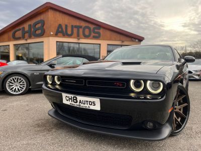 Dodge Challenger V8 64 Scat Pack 492ch boîte automatique 13280KMS NOIR JANTES 22&Prime; NAVIGATION AUDIO ALPINE *DISPONIBLE ET VISIBLE SUR NOTRE PARC* 51900 eur   - 7