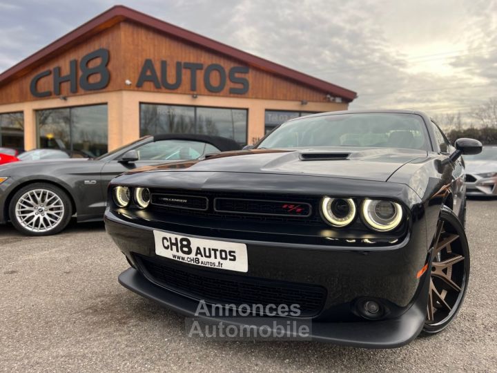 Dodge Challenger V8 64 Scat Pack 492ch boîte automatique 13280KMS NOIR JANTES 22&Prime; NAVIGATION AUDIO ALPINE *DISPONIBLE ET VISIBLE SUR NOTRE PARC* 51900 eur - 7