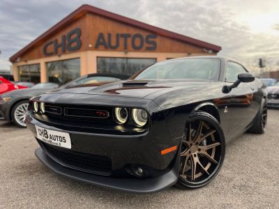 Dodge Challenger V8 64 Scat Pack 492ch boîte automatique 13280KMS NOIR JANTES 22&Prime; NAVIGATION AUDIO ALPINE *DISPONIBLE ET VISIBLE SUR NOTRE PARC* 51900 eur   - 10