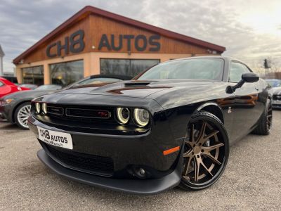 Dodge Challenger V8 64 Scat Pack 492ch boîte automatique 13280KMS NOIR JANTES 22&Prime; NAVIGATION AUDIO ALPINE *DISPONIBLE ET VISIBLE SUR NOTRE PARC* 51900 eur   - 11