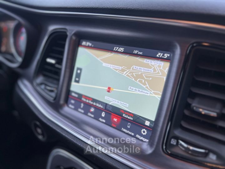 Dodge Challenger V8 64 Scat Pack 492ch boîte automatique 13280KMS NOIR JANTES 22&Prime; NAVIGATION AUDIO ALPINE *DISPONIBLE ET VISIBLE SUR NOTRE PARC* 51900 eur - 24