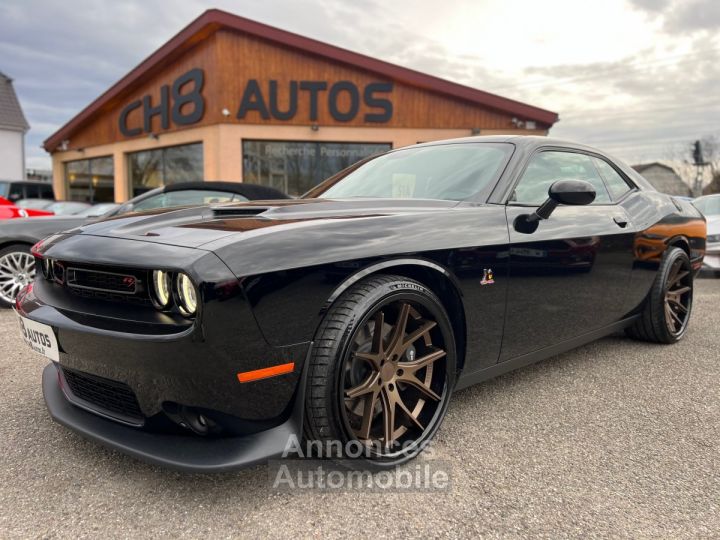 Dodge Challenger V8 64 Scat Pack 492ch boîte automatique 13280KMS NOIR JANTES 22&Prime; NAVIGATION AUDIO ALPINE *DISPONIBLE ET VISIBLE SUR NOTRE PARC* 51900 eur - 25
