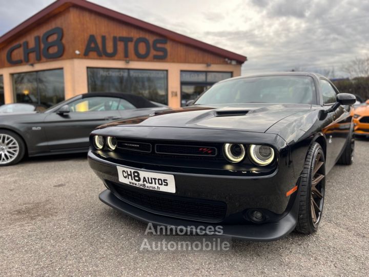 Dodge Challenger V8 64 Scat Pack 492ch boîte automatique 13280KMS NOIR JANTES 22&Prime; NAVIGATION AUDIO ALPINE *DISPONIBLE ET VISIBLE SUR NOTRE PARC* 51900 eur - 27