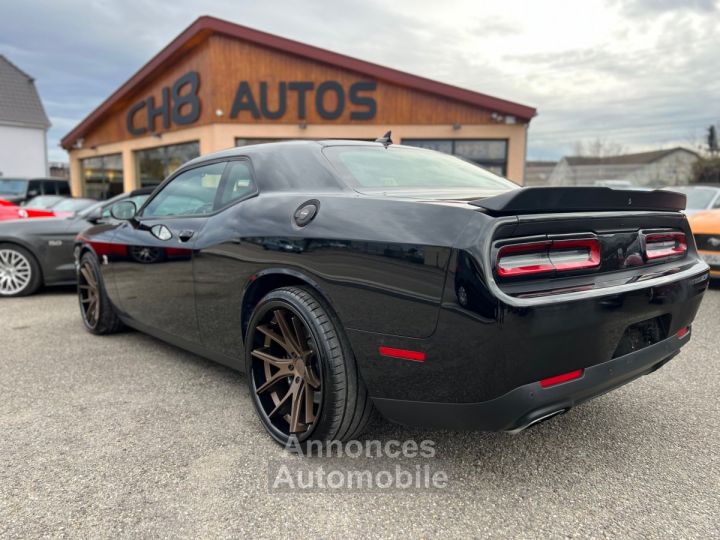 Dodge Challenger V8 64 Scat Pack 492ch boîte automatique 13280KMS NOIR JANTES 22&Prime; NAVIGATION AUDIO ALPINE *DISPONIBLE ET VISIBLE SUR NOTRE PARC* 51900 eur - 28