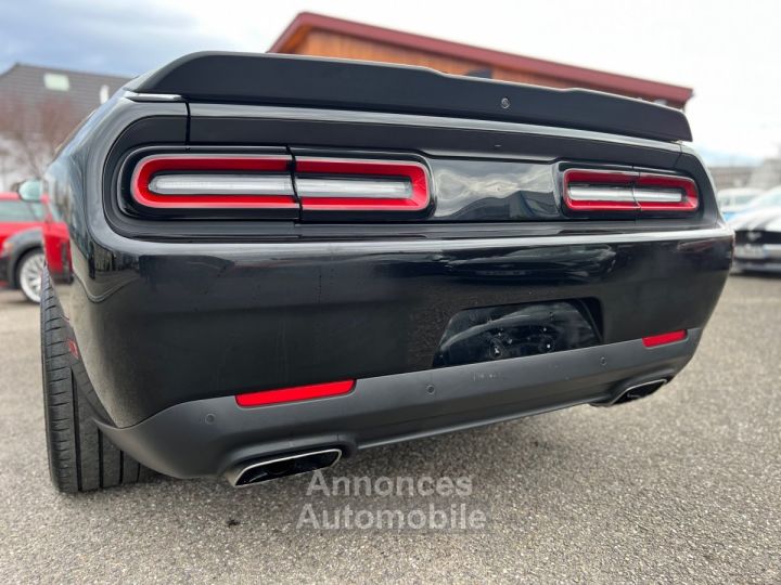Dodge Challenger V8 64 Scat Pack 492ch boîte automatique 13280KMS NOIR JANTES 22&Prime; NAVIGATION AUDIO ALPINE *DISPONIBLE ET VISIBLE SUR NOTRE PARC* 51900 eur - 37