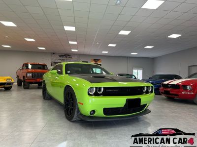 Dodge Challenger 64 v8 t scatpack   - 3