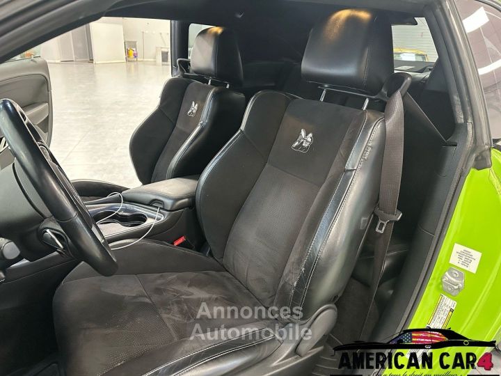 Dodge Challenger 64 v8 t scatpack - 15