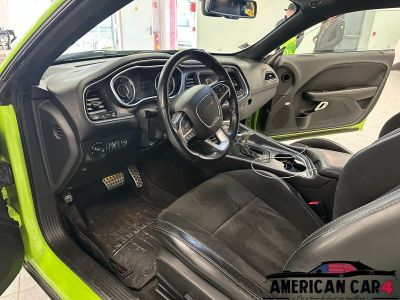 Dodge Challenger 64 v8 t scatpack   - 17