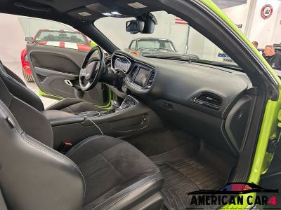 Dodge Challenger 64 v8 t scatpack   - 18