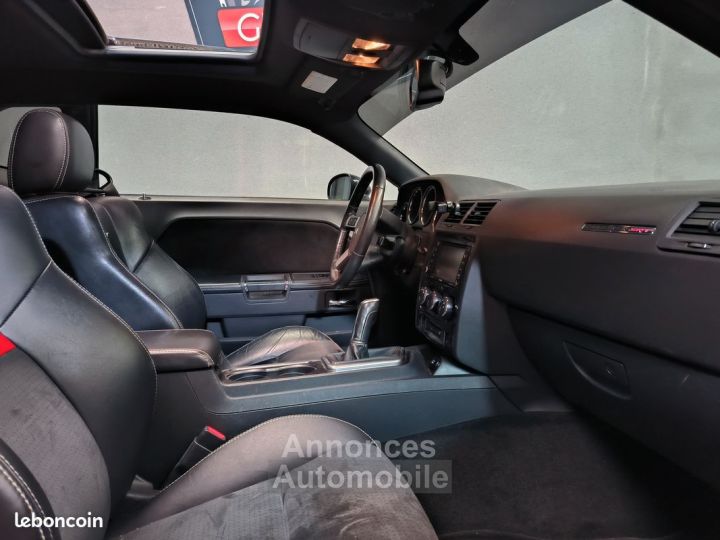 Dodge Challenger SRT8 61 431cv Carte grise Française CT ok Boite manuelle Historique Embrayage neuf Garantie 6 mois - 5