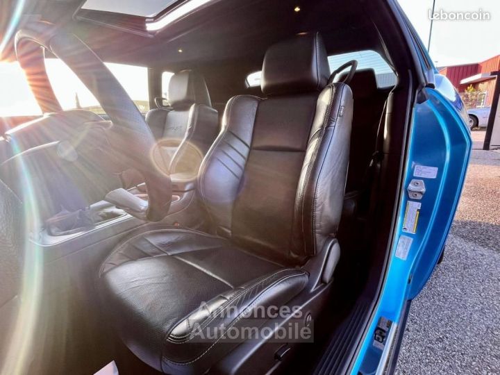 Dodge Challenger 64 V8 SRT - 11