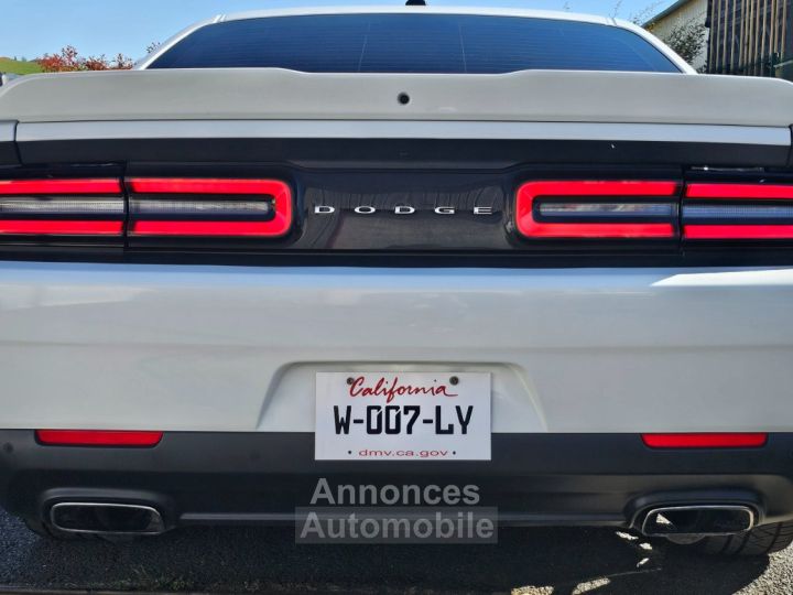 Dodge Challenger SXT Plus 36L Pentastar 305ch BVA8 - 6