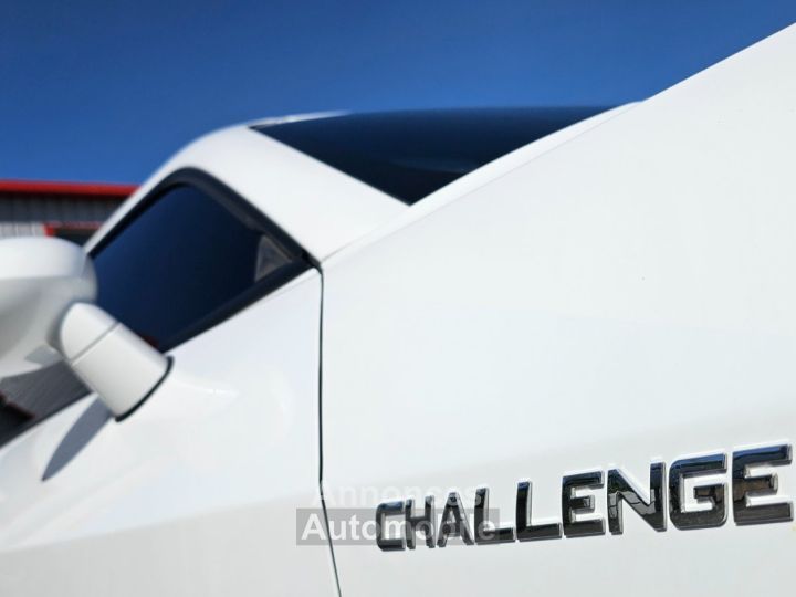 Dodge Challenger SXT Plus 36L Pentastar 305ch BVA8 - 8