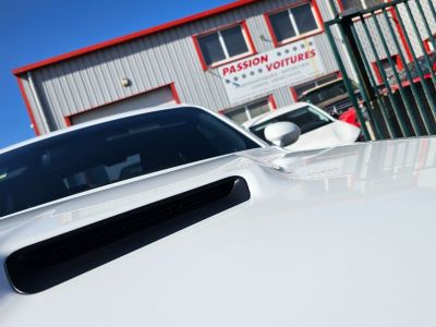 Dodge Challenger SXT Plus 36L Pentastar 305ch BVA8   - 12